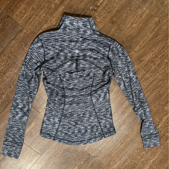 Lululemon Define Jacket - Picture 4 of 4